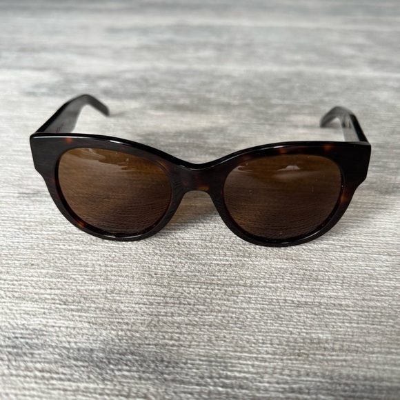 Sezane Chiara Sunglasses in Tortoiseshell - Picture 2 of 8